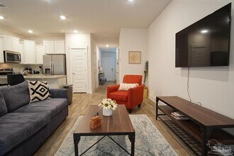 1435 Iroquois Ct in Pensacola, FL - Building Photo - Building Photo