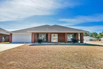 9431 Pouder Ln in Navarre, FL - Building Photo - Building Photo
