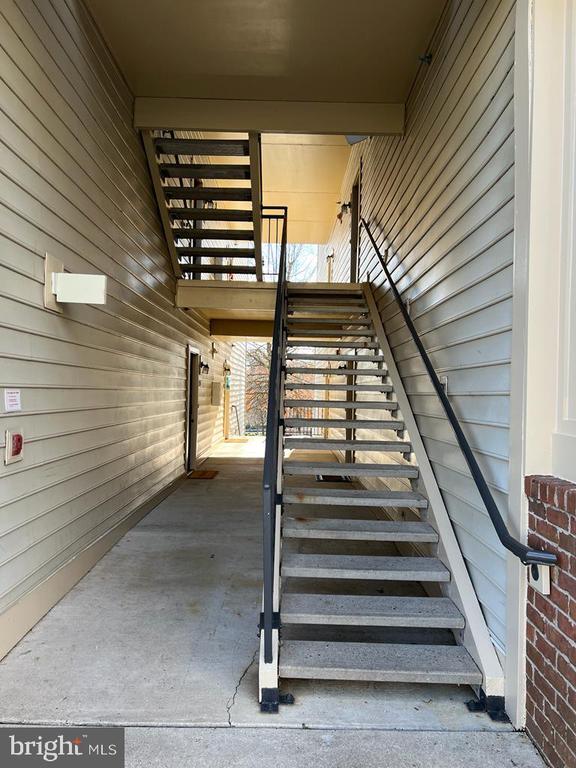 property at 1060 Gardenview Loop