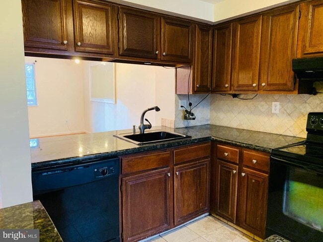 12508 Cross Ridge Way in Germantown, MD - Building Photo - Building Photo