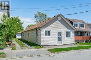 237 Mitchell St in Port Colborne, ON - Building Photo