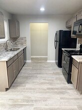 5941 Bedford Dr in Beaumont, TX - Building Photo - Building Photo