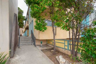 928 4th St in Santa Monica, CA - Building Photo - Building Photo