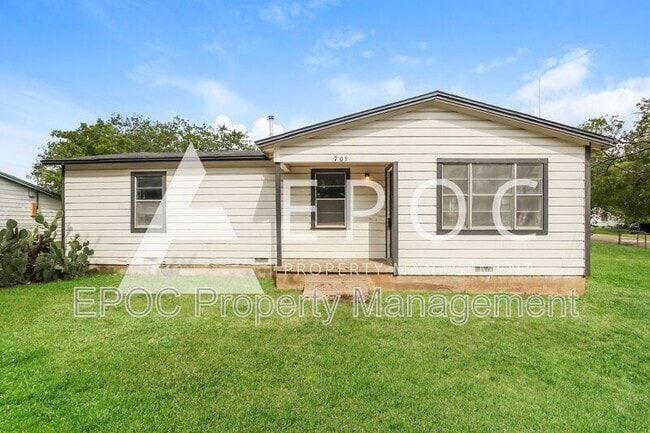 property at 705 N 3rd St