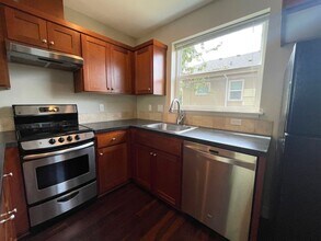 2726 NE Wygant St in Portland, OR - Building Photo - Building Photo