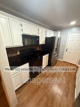 212 Fair Oaks Dr in Fayetteville, NC - Building Photo - Building Photo