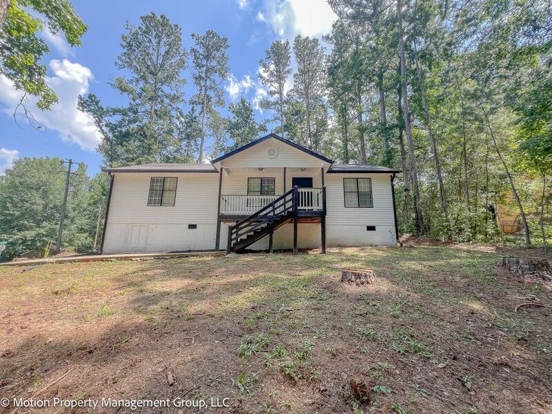 7155 Pineneedle Dr SW in Covington, GA - Building Photo
