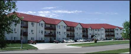 4902 Apartments in Fargo, ND - Foto de edificio - Building Photo