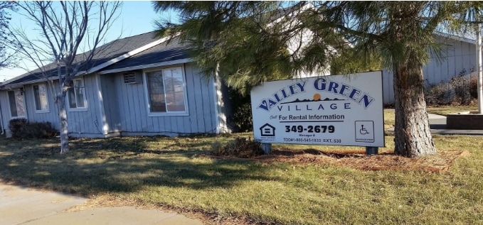 Valley Green Village in Warden, WA - Foto de edificio