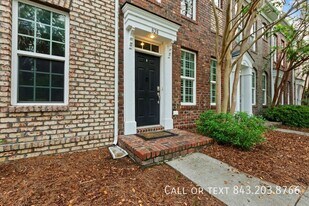 828 Rue Dr in Charleston, SC - Building Photo