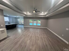 4745 Dupont Cir in Milton, FL - Building Photo - Building Photo