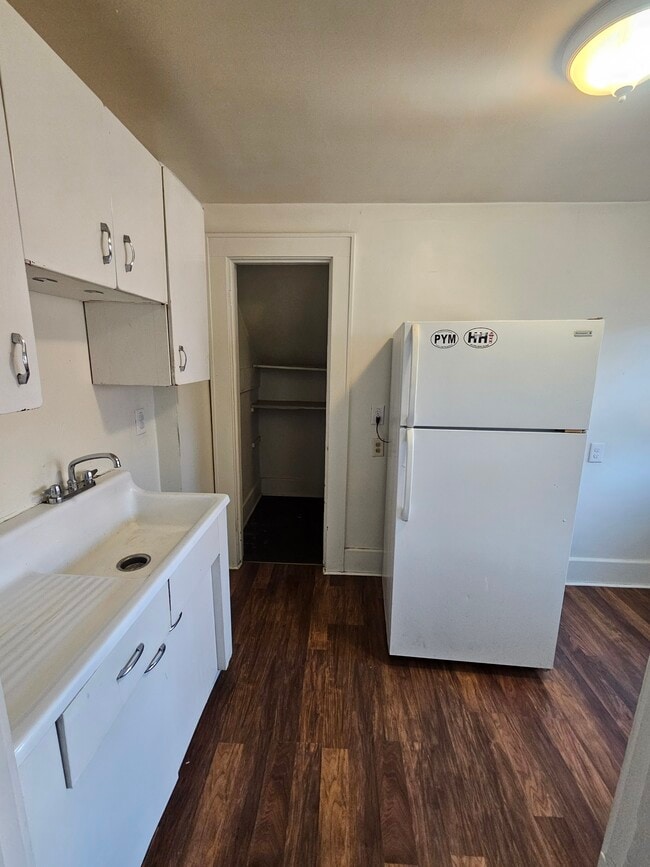 132 Simpson St in Morgantown, WV - Building Photo - Building Photo