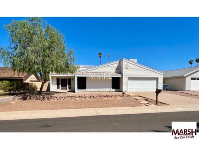 property at 1716 E Redfield Rd
