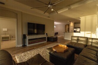 8251 Varenna Dr in Sarasota, FL - Building Photo - Building Photo