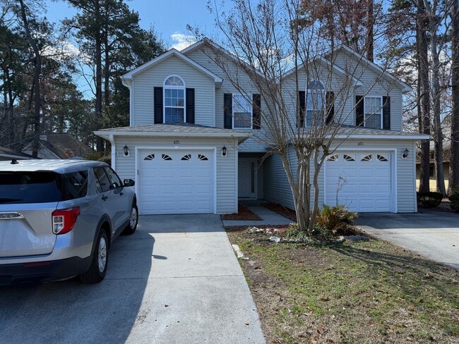 property at 617A 15th Ave S