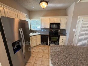 6020 102nd St in Lubbock, TX - Building Photo - Building Photo