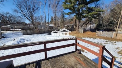 525 Birch St in River Falls, WI - Building Photo - Building Photo