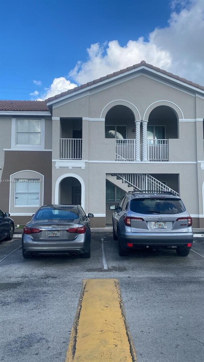 property at 2903 SE 17th Ave