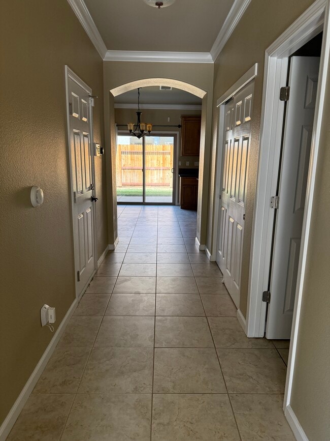 2810 Orly Ct in Lincoln, CA - Building Photo - Building Photo