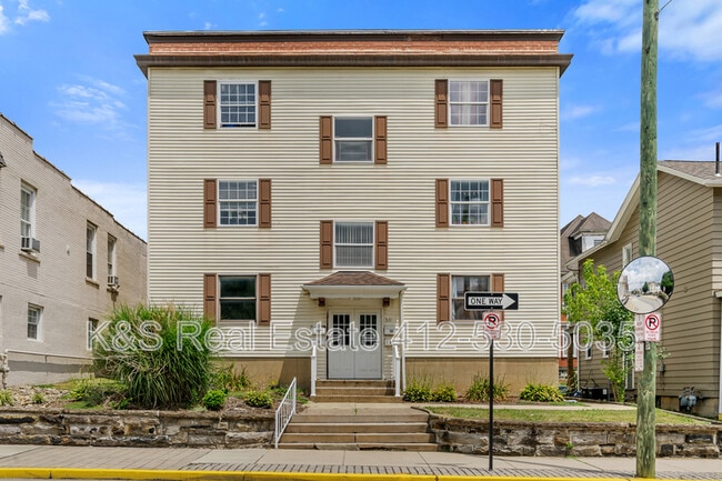 property at 531 Main St