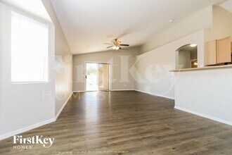 11575 W Holly St in Avondale, AZ - Building Photo - Building Photo
