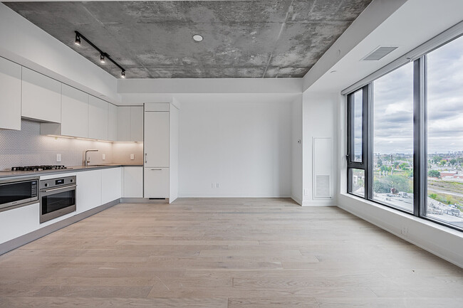 property at 2720 Dundas St W