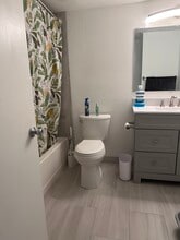 423 Christopher Ave in Gaithersburg, MD - Building Photo - Building Photo