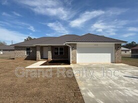 4026 Roxies Ln in Milton, FL - Building Photo