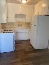 4934 Woodman Ave, Unit Unit 6 in Sherman Oaks, CA - Building Photo - Building Photo