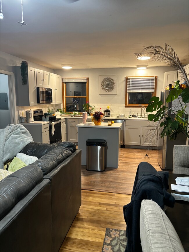 property at 218 Hunter St