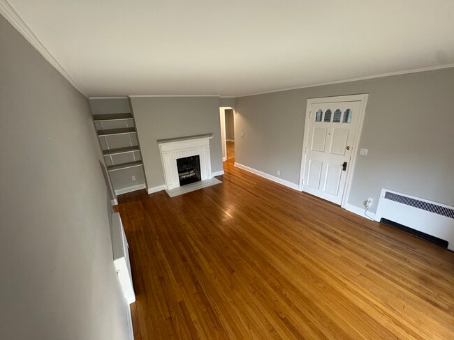 2984 Linwood Ave, Unit 1 in Cincinnati, OH - Building Photo - Building Photo