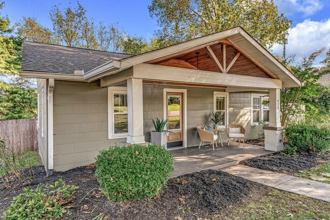 property at 413 Lockland Dr