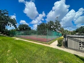 8626 Cattail Dr, Unit Meadowood condominiums in Temple Terrace, FL - Building Photo - Building Photo