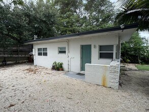 5306 NW 18th Ave in Miami, FL - Building Photo - Building Photo