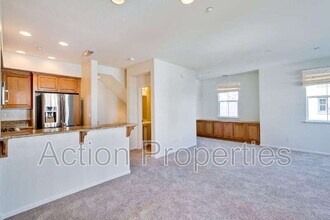 471 Parvin Dr in Mountain View, CA - Building Photo - Building Photo