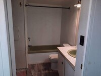 201 Hobson Ave photo'