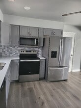801 Portland St in Chesapeake, VA - Building Photo - Building Photo
