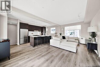 11280 Pazarena Pl. in Maple Ridge, BC - Building Photo - Building Photo