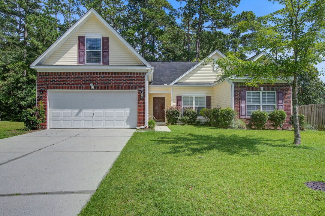 9612 Oldbury Rd in Summerville, SC - Building Photo