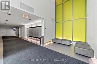 32-932 Trolley Cres in Toronto, ON - Building Photo - Building Photo