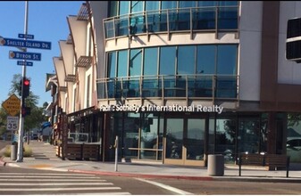 Bellamar Point Loma in San Diego, CA - Building Photo - Primary Photo