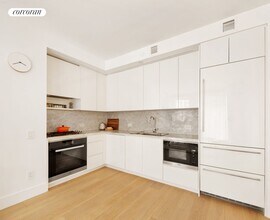 15-1869 W 61st St in New York, NY - Building Photo - Building Photo