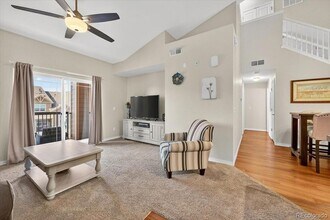 10061 W Victoria Pl in Littleton, CO - Building Photo - Building Photo