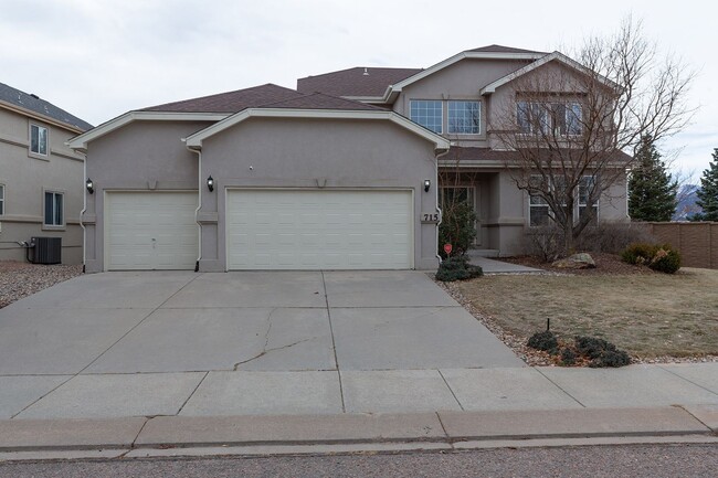 715 Fox Run Cir in Colorado Springs, CO - Building Photo - Building Photo