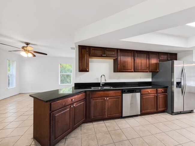 3641 23rd Ave SW in Naples, FL - Building Photo - Building Photo