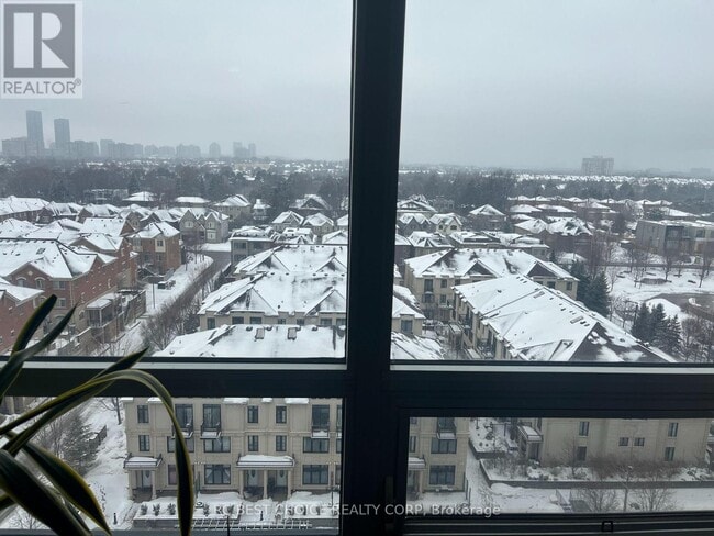 520 Steeles Ave W in Vaughan, ON - Building Photo - Building Photo