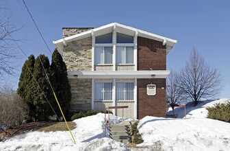 Campus Studio in Milwaukee, WI - Building Photo - Building Photo