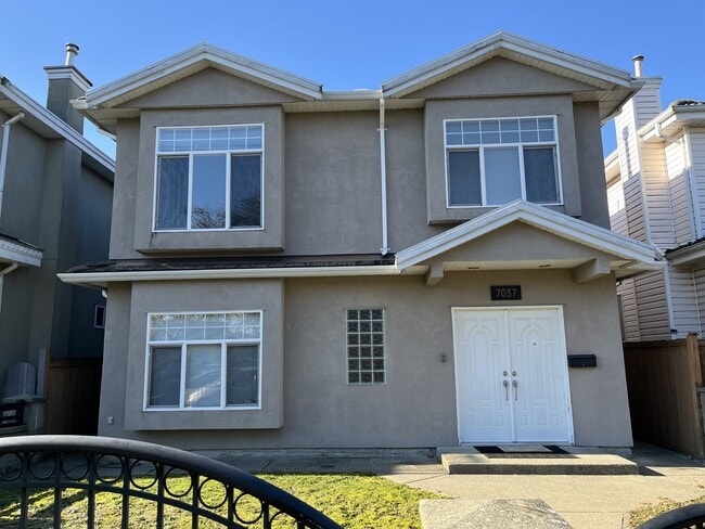 property at 7037 Duff St