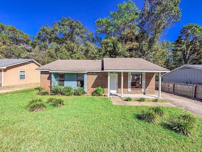 property at 817 Timbers Dr