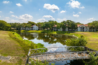 Pinebrook Pointe in Margate, FL - Building Photo - Building Photo